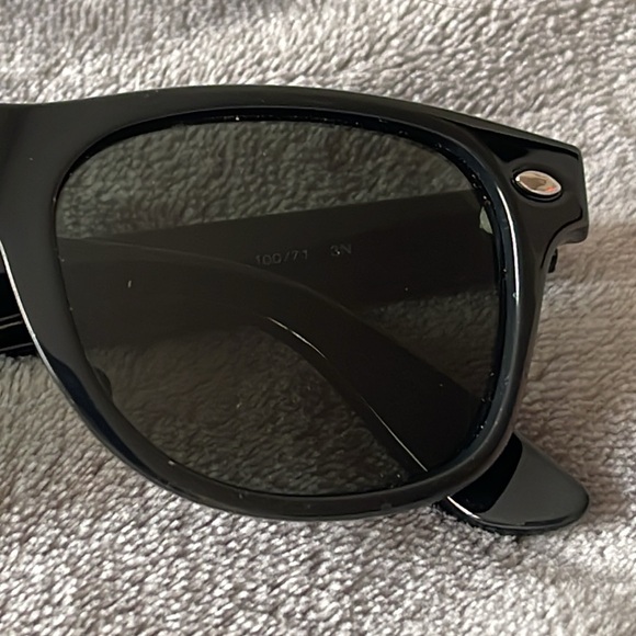 KIDS Ray-Ban SUNGLASSES - Picture 6 of 14